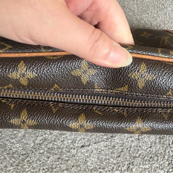 SOLD - Picture 2 of 8